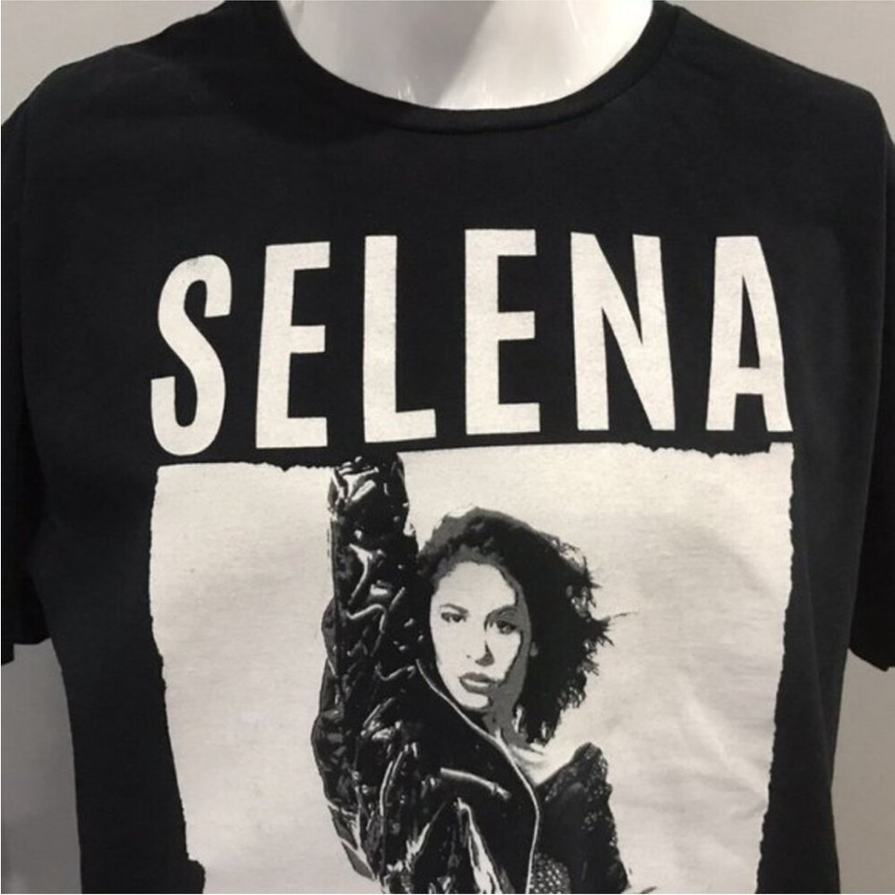 Selena Black Tee Official Selena Merchandise size 3XL.